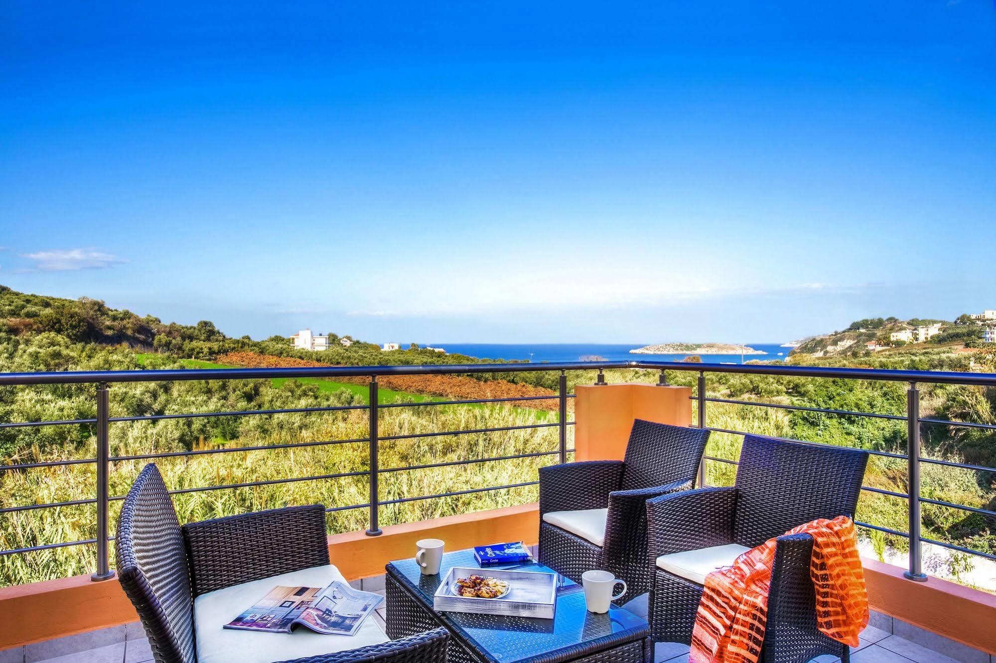 Cyan Icons Villas Tsivaras Luaran gambar