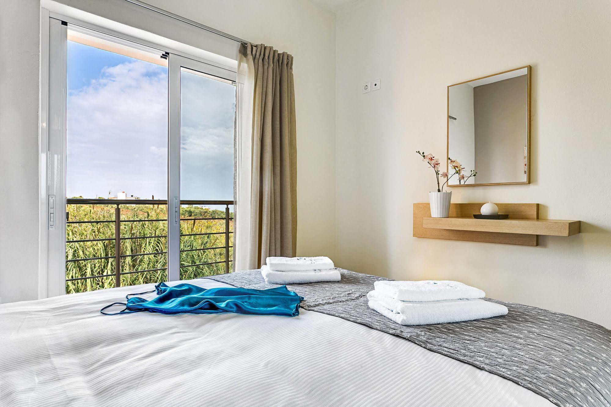 Cyan Icons Villas Tsivaras Luaran gambar
