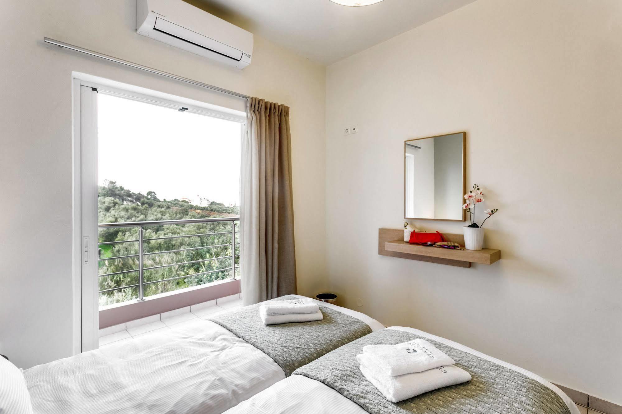 Cyan Icons Villas Tsivaras Luaran gambar
